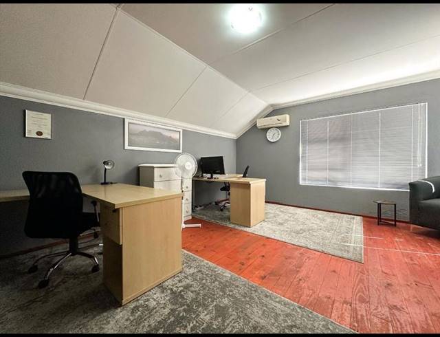 3 BEDROOM CLUSTER FOR SALE IN GLEN MARAIS